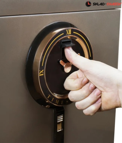 Louvre 09-BRW2 фото фото 9