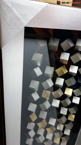 Настенное панно "100 кубов" в серебристой раме фото фото 6