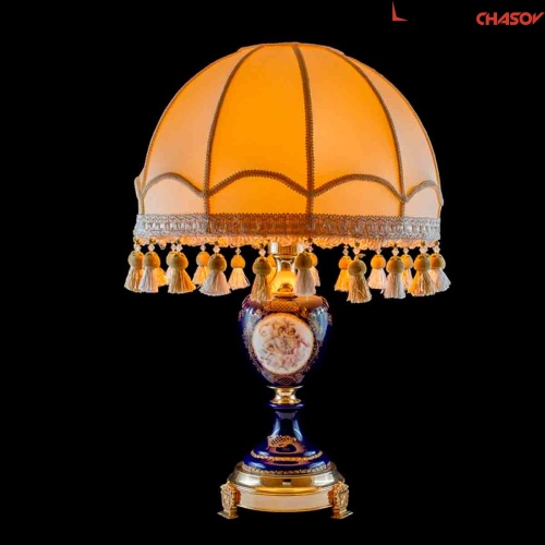 Бронзовый светильник Lampa A365 фото