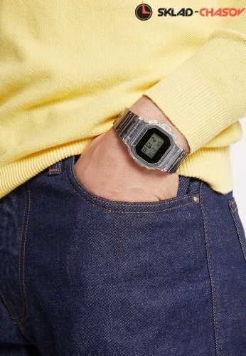 Casio DW-5600SK-1ER фото фото 2