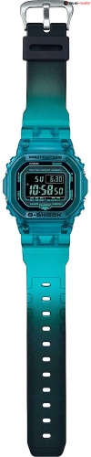 Casio G-SHOCK DW-B5600G-2E фото фото 5