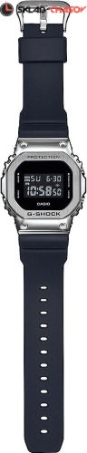 Casio G-Shock GM-5600-1ER фото фото 2