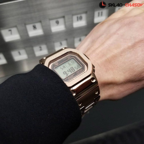 Casio GMW-B5000GD-4E фото фото 3